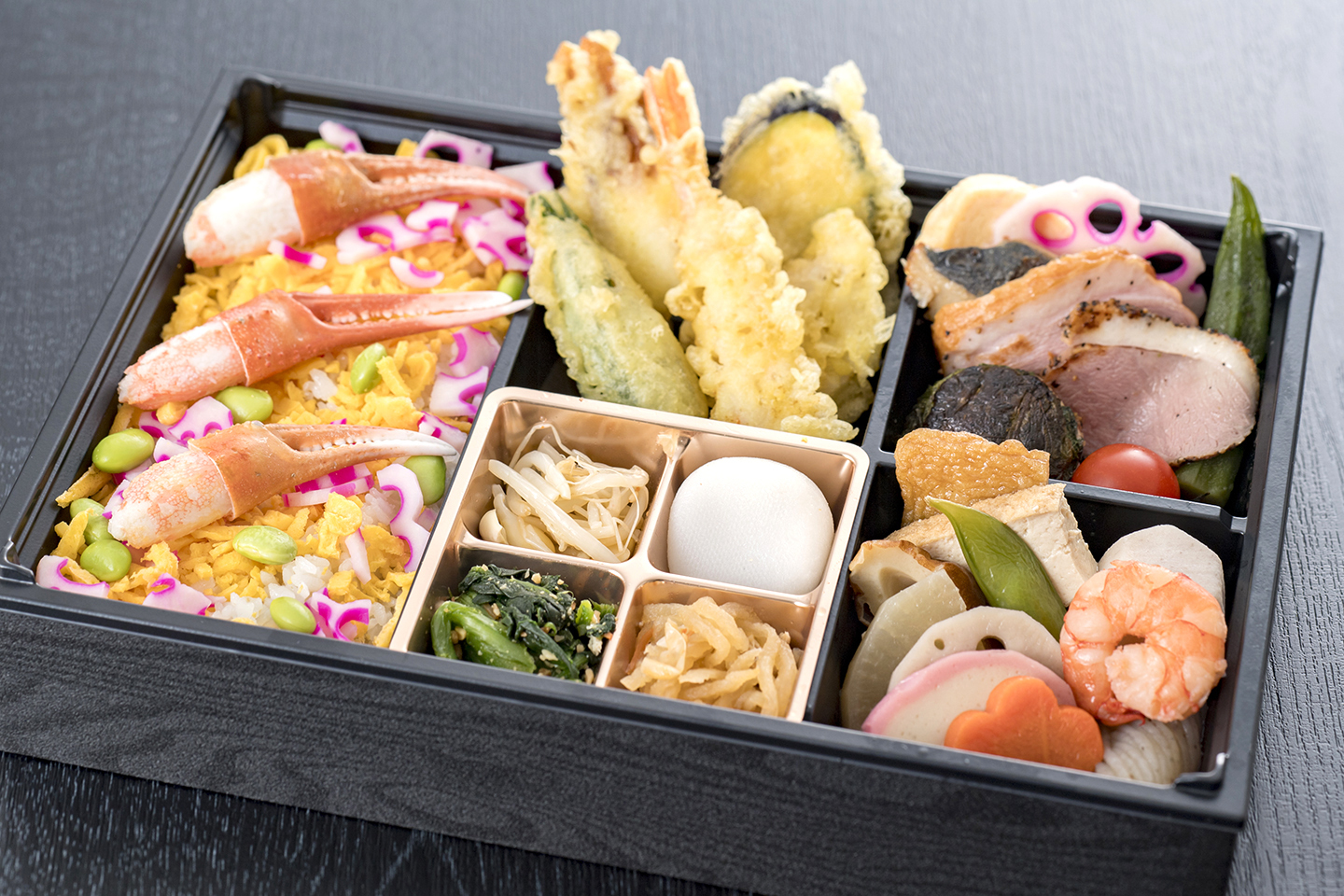 彩弁当　カニちらし（お茶付き）